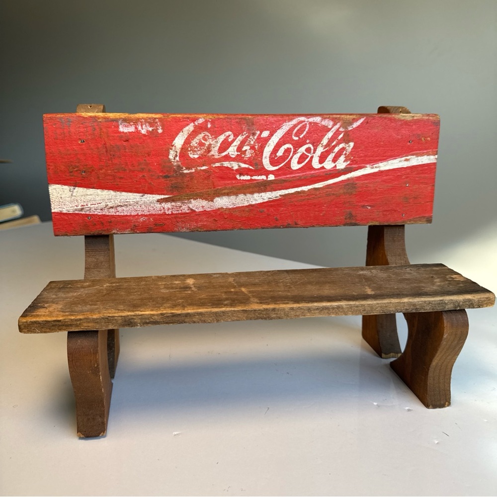 Vtg COCA-COLA DISPLAY BENCH Handmade Wooden Craftsmanship‎ Heart Legs Distressed